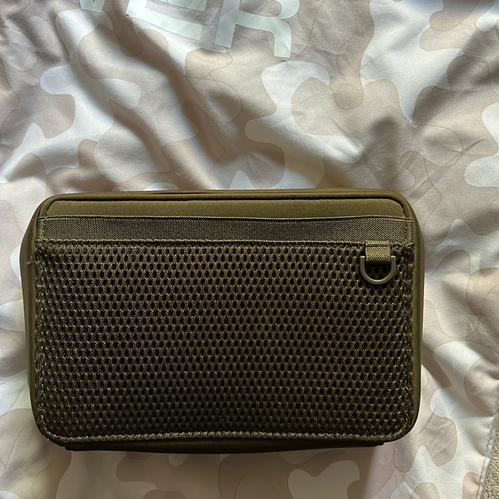 Dagne Dover Arlo Tech Organizer